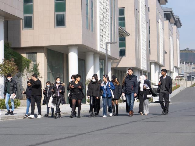 ÜNİVERSİTELER ARTIK ŞEHİRDEN KOPMADAN KAMPÜSLEŞMEK ZORUNDA!