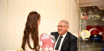 Başkan Mahçiçek'ten 'Nazlı'ya doğum günü sürprizi