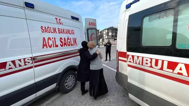 İki araç çarpıştı: 3'ü çocuk 5 kişi yaralandı