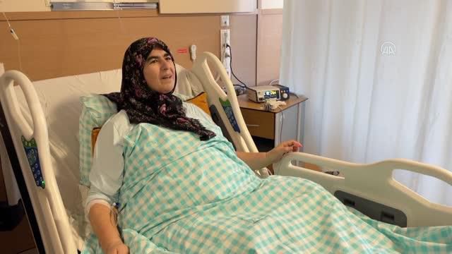 Üşüttüğü için karnının şiştiğini düşünen hastadan 12 kilogram tümör çıkarıldı