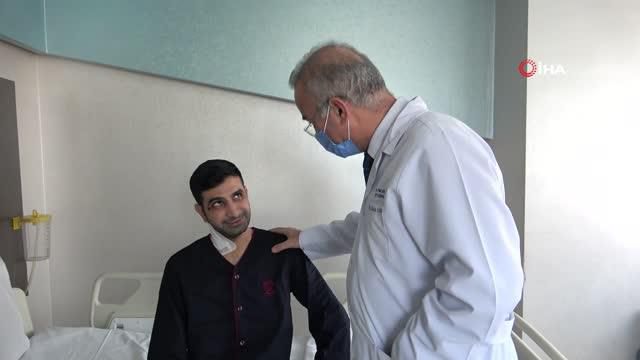 Boynunda glomus tümörü olan İstanbullu hasta Van'da ameliyatla sağlığına kavuştu