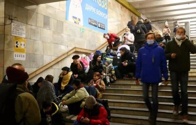 Son dakika! Zelenski'den Rus askerlere çağrı: Komutanlarınıza inanmayın, sadece canınızı kurtarın