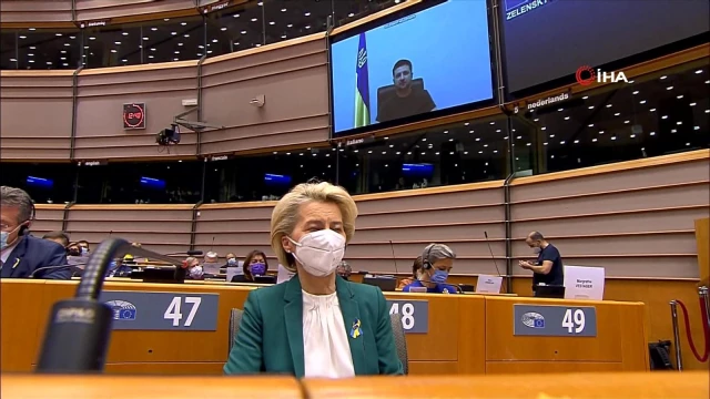 Avrupa Parlamentosu'nda konuşan Zelenskiy: "Bizimle olduğunuzu kanıtlayın"