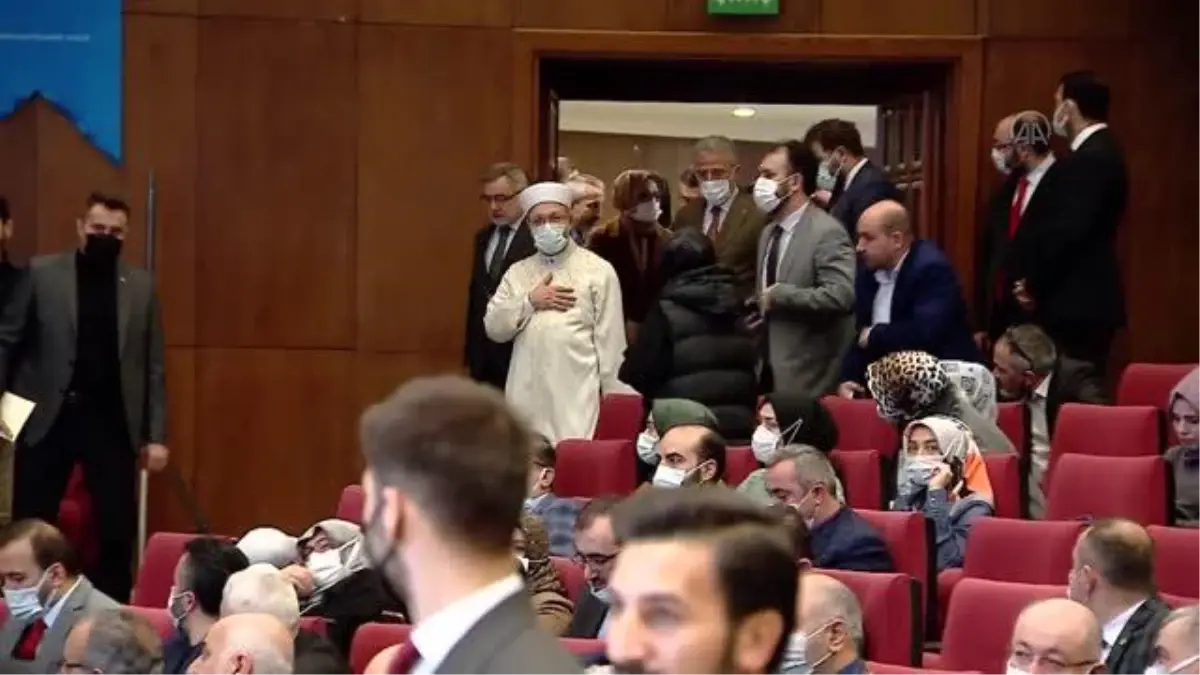 Diyanet İşleri Başkanı Erbaş, 'Zekat Tanıtım Toplantısı'na katıldı