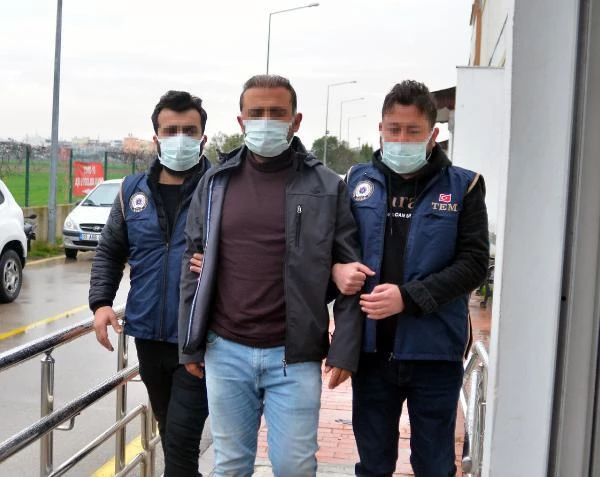 Son dakika haberi... Adana'da FETÖ operasyonu: 9 gözaltı