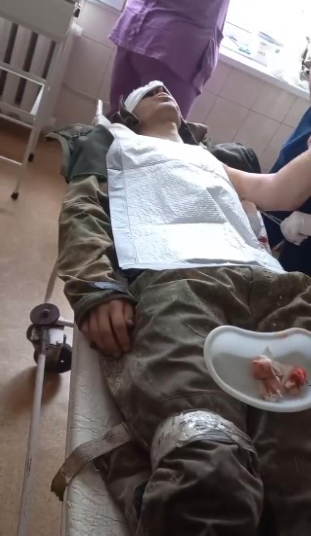 Hipokrat yeminlerini tuttular! Ukraynalı doktorlar Rus askerlerini tedavi etti