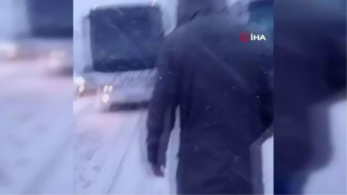Köroğlu rampasında yol ulaşıma kapandı