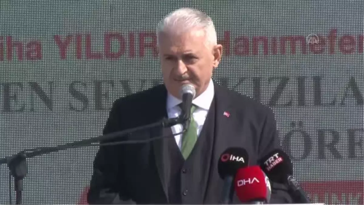 AK Parti Genel Başkanvekili Yıldırım ve Bakan Özer, açılışı yapılan anaokulunu gezdi