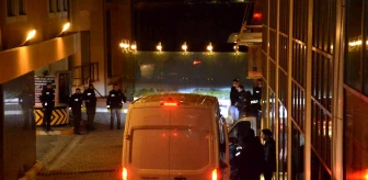 Beşiktaş Ortaköy'de otelin 7'inci katından düşen kadın ağır yaralandı
