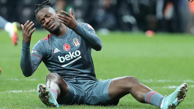 Beşiktaş taraftarı çılgına döndü! Batshuayi'ye olay benzetme