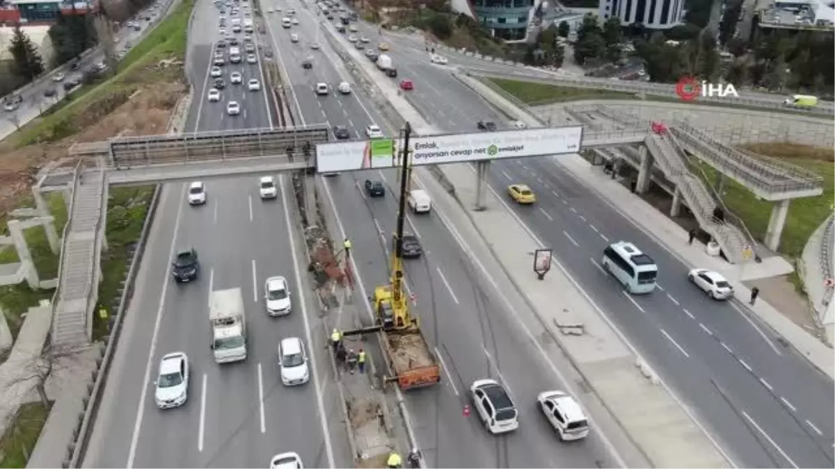 D-100 karayolunun ortasına inen garip merdiven kaldırıldı