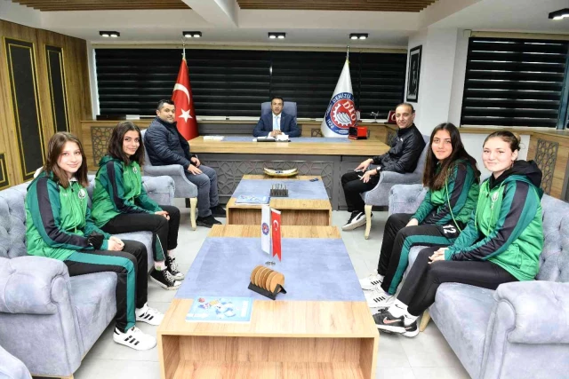 DTO'nun dayanağıyla finale kalan ekipten Lider Erdoğan'a ziyaret