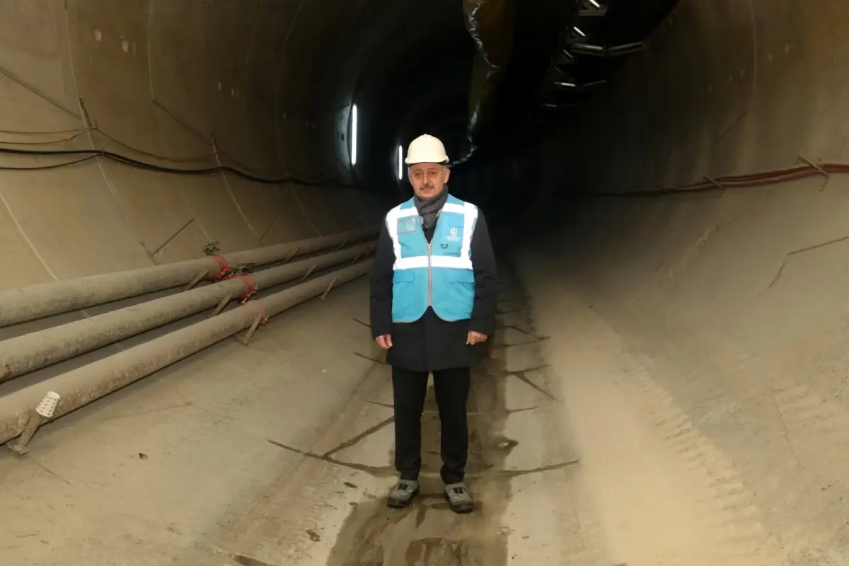 Kocaeli'de metro projesinde tünel açma çalışmaları sürüyor
