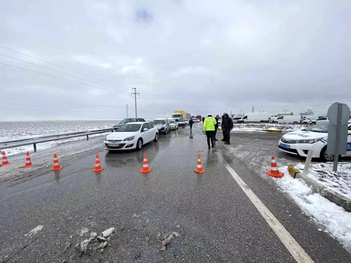 Konya'da ulaşıma kar engeli