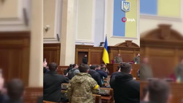 Son dakika haberi | Rus bombardımanı altındaki Kiev'de parlamento toplandı
