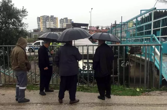 Tırda kurtarılmayı keyifle bekledi Tırda kurtarılmayı keyifle bekledi