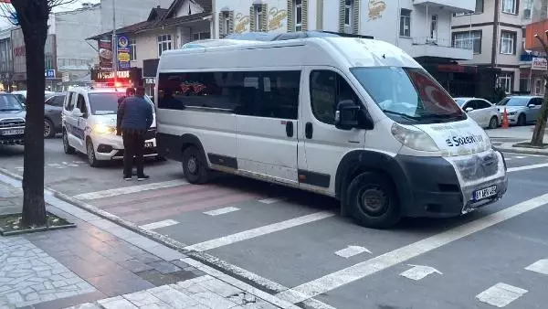 Okul servisi çalışma izni ve muayenesiz, sürücü de ehliyetsiz çıktı