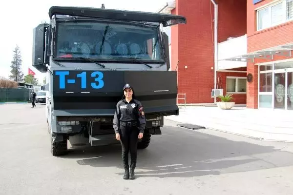 Şehit eşi üzere polis olmak için gün sayıyor