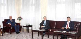 Talim ve Terbiye Kurulu Başkan Yardımcısı Dr. Hüseyin Korkut, Rektör Çomaklı'nın misafiri oldu