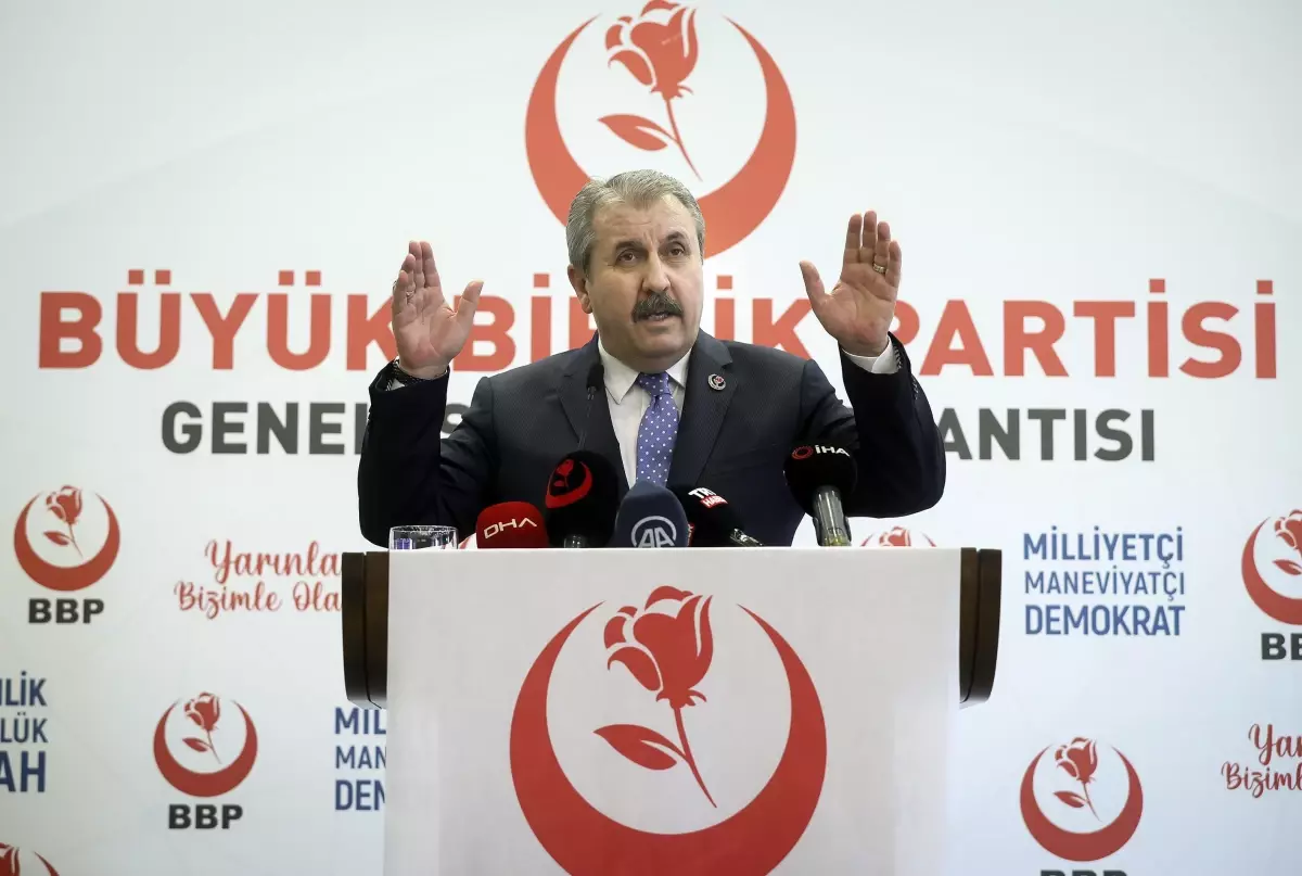Destici: 'Mazlumların yanındayız, zalimlerin karşısındayız'