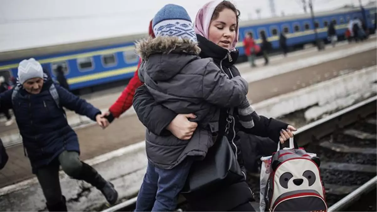 Son Dakika! Rusya, insani koridor için Mariupol ve Volnovaha şehirlerinde geçici ateşkes ilan etti
