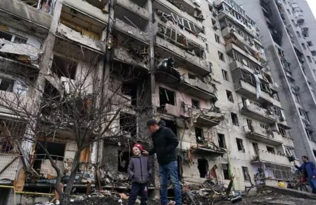 Son Dakika! Rusya, insani koridor için Mariupol ve Volnovaha şehirlerinde geçici ateşkes ilan etti