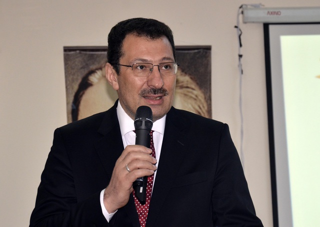 AK Parti'li Yavuz, Aydın'da İl İstişare Toplantısı'nda konuştu