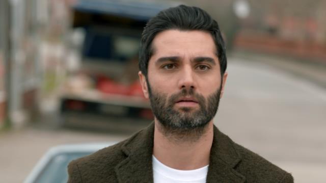 Adı Sevgi dizisinde dün neler oldu? Öğretmen, Zeynep'i evlilikten kurtaracak mı?