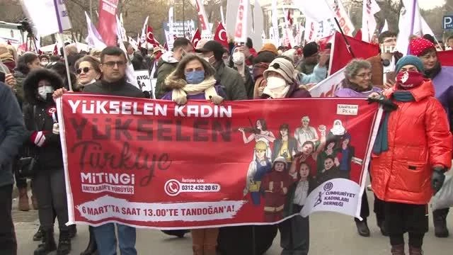 Cumhuriyet Kadınları Derneği ile TGB'den Yükselen Kadın Yükselen Türkiye Mitingi