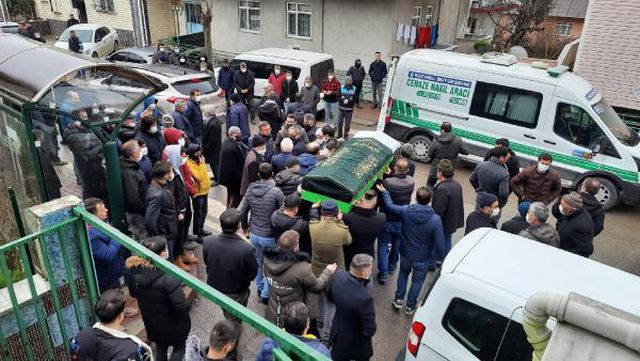 maci izlerken olen fenerbahceli ahmet in baba 7 14778652 o
