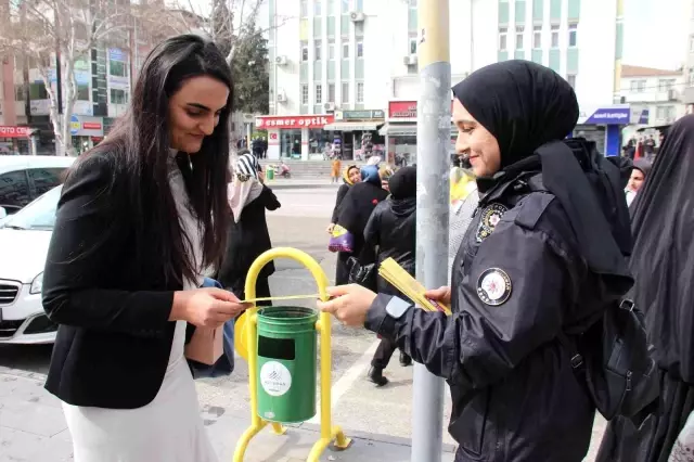 Bayan polisler KADES'i tanıttı