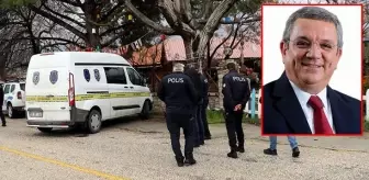 Kuşadası eski belediye başkanı, gittiği restoranda garsonun silahlı saldırısına uğradı