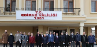 Edirne Valisi Canalp, kentteki ayçiçeği yağı üretiminin artarak devam edeceğini belirtti