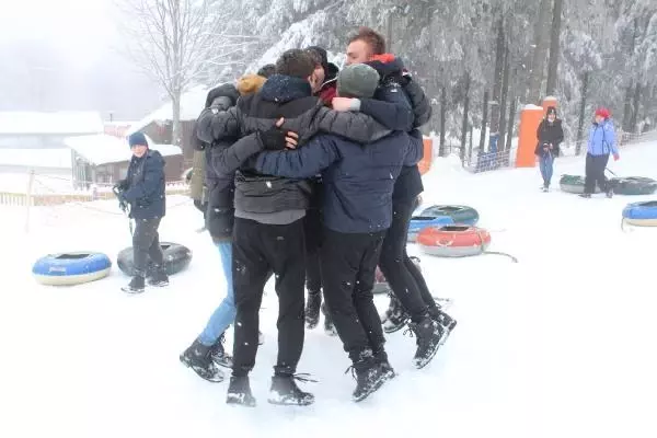 Kocaeli'de kar yağışı tesirli oluyor