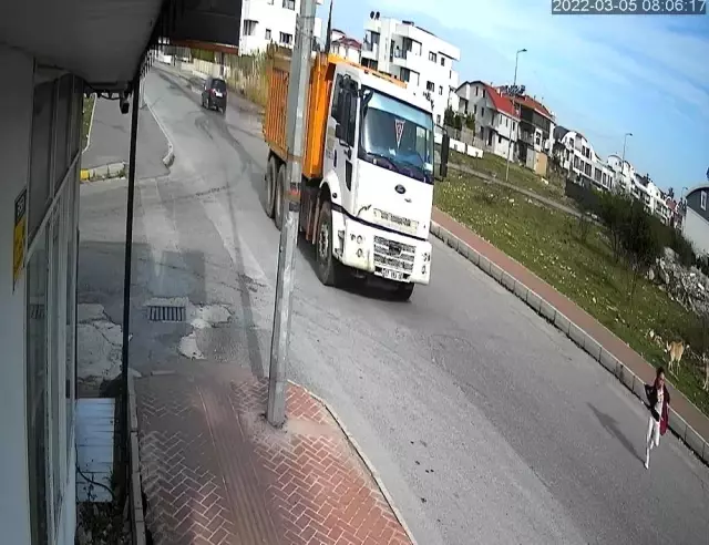 Mahra'nın kalbi 10 dakika durdu! Babası son durumunu boğazı düğümlenerek anlattı