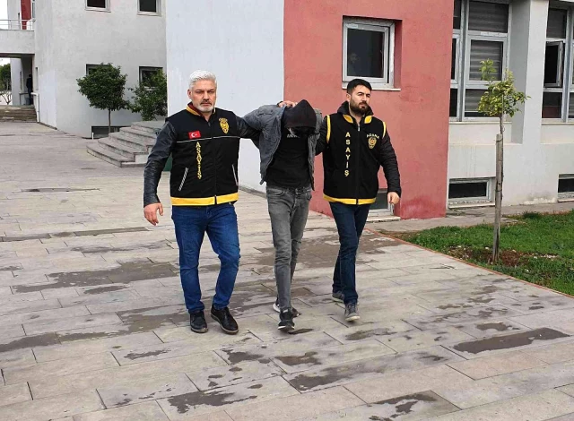 Adana'da 4 ton narenciye ve bahçedeki konuttan televizyon çalıp sattıkları öne sürülen 3 zanlı yakalandı