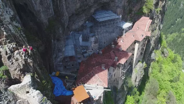 Sümela'da onarım çalışmalarında sona gelindi... Ziyarete açılış için gün sayıyor