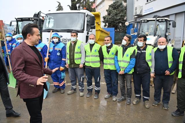 Tuzla Belediyesi, beklenen kar yağışına karşı teyakkuza geçti