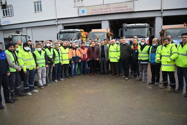 Tuzla Belediyesi, beklenen kar yağışına karşı teyakkuza geçti