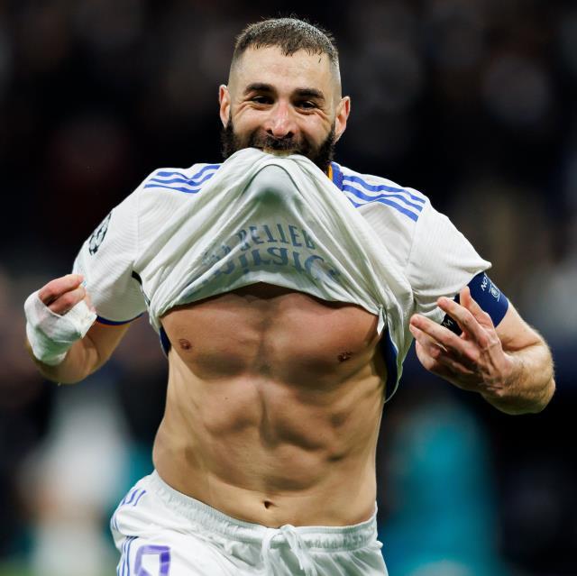 Benzema, Paris Saint-Germain'i yok etti! Real Madrid, Şampiyonlar Ligi'ndeki tarihi maçta çeyrek final biletini aldı