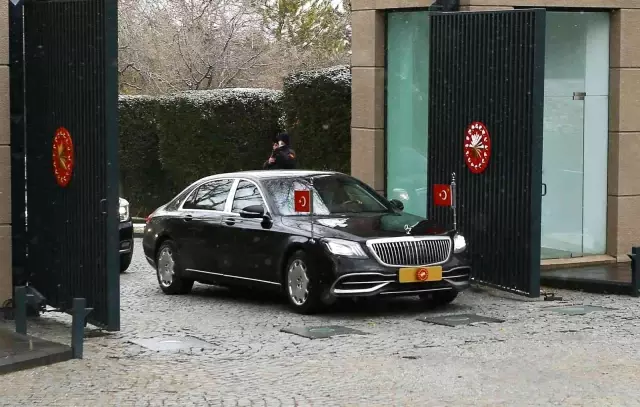 Cumhurbaşkanı Erdoğan, Azerbaycan Cumhurbaşkanı Aliyev ile görüştü Cumhurbaşkanı Erdoğan, Azerbaycan Cumhurbaşkanı Aliyev ile görüştü