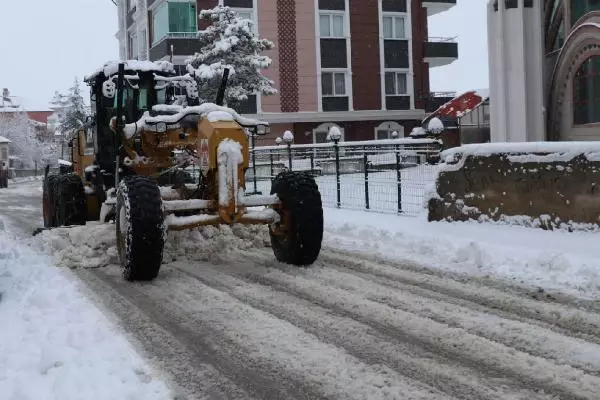 Samsun'da 6 ilçede eğitime 'kar' manisi