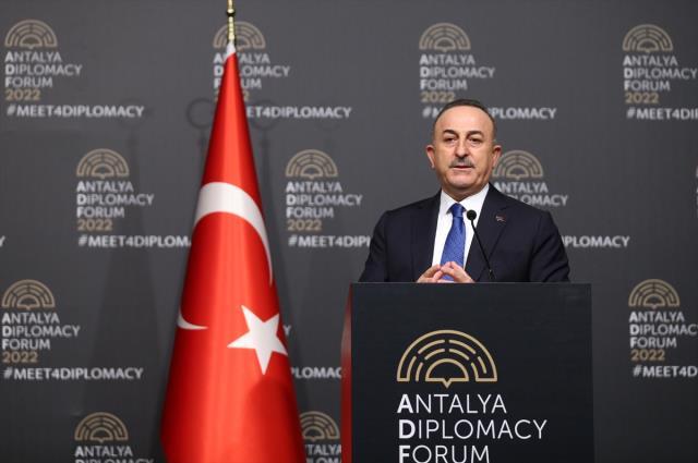 Son Dakika: Rus ve Ukraynalı bakan arasında gerginlik yaşandı mı? Görüşmeye katılan Bakan Çavuşoğlu yanıtladı: Öyle bir durum olmadı