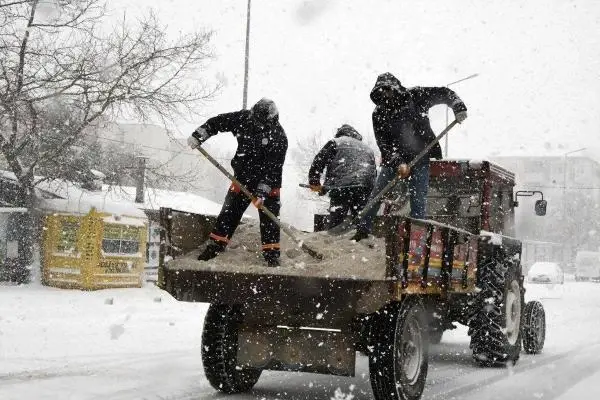 Tekirdağ'ın yüksek kısımlarında ağır kar yağışı (3)