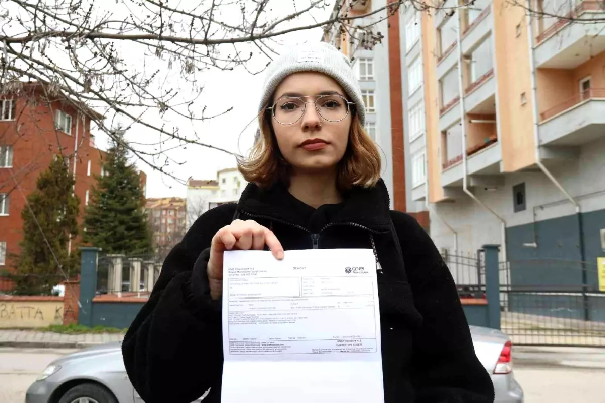 Telefonunu tamire gönderen genç kızın başına gelmeyen kalmadı