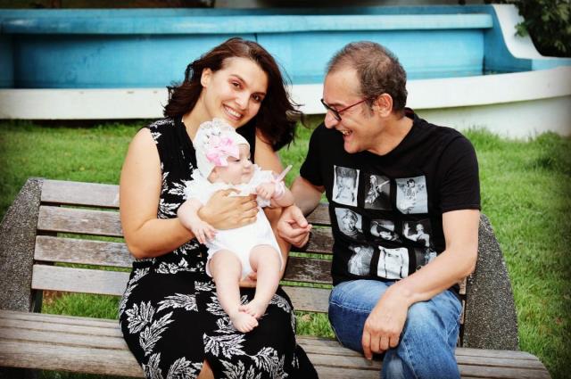 Ünlü oyuncu Feride Çetin'in sinema muharriri eşi Murat Özer, hayatını kaybetti