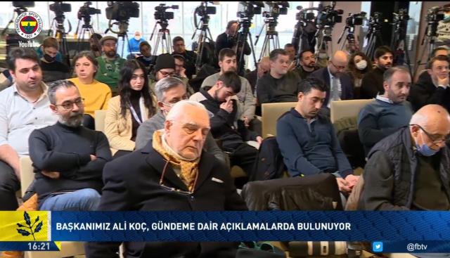 Ali Koç konuştu, gazeteciler uyuyakaldı! Basın toplantısındaki kare toplumsal medyayı yıktı