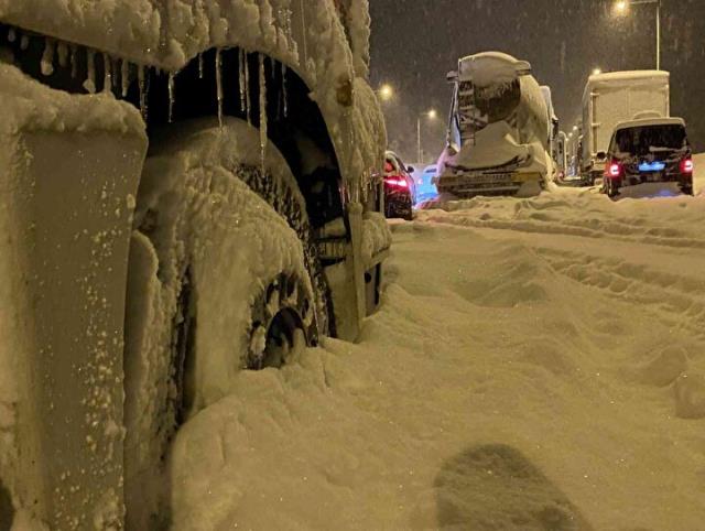 Bu sırf fragmandı! Bakan şahsen duyurdu, İstanbul'u esir alacak şiddetli kar yağışı yarın 18.00'den sonra başlayacak
