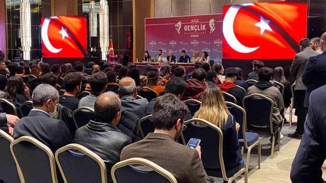 Kılıçdaroğlu: İktidara geldiğimizde Demirtaş'ı da Kavala'yı da haksızlığa uğramış kim varsa hür bırakacağız