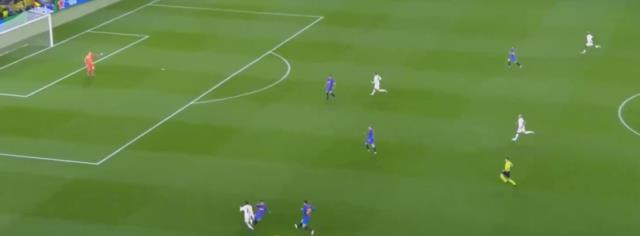 Onlar nasıl hareketler öyle Kerem! Barcelona taraftarının Messi özlemini dindirdi